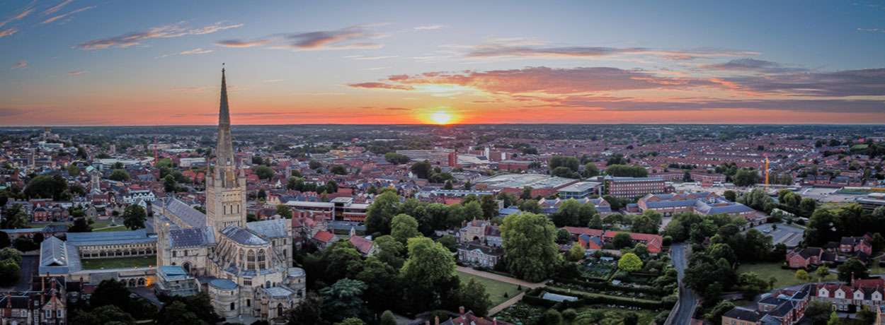 Norwich , la ville connue pour son équipe de football et son tourisme