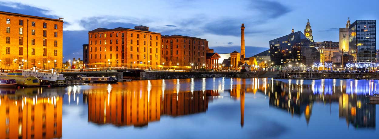 Liverpool avec son patrimoine maritime et musical, berceau des Beatles